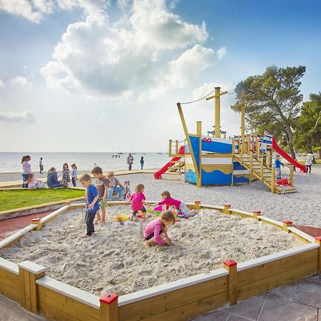 Villa Cedra - Hotel & Resort Adria אנקראן מראה חיצוני תמונה
