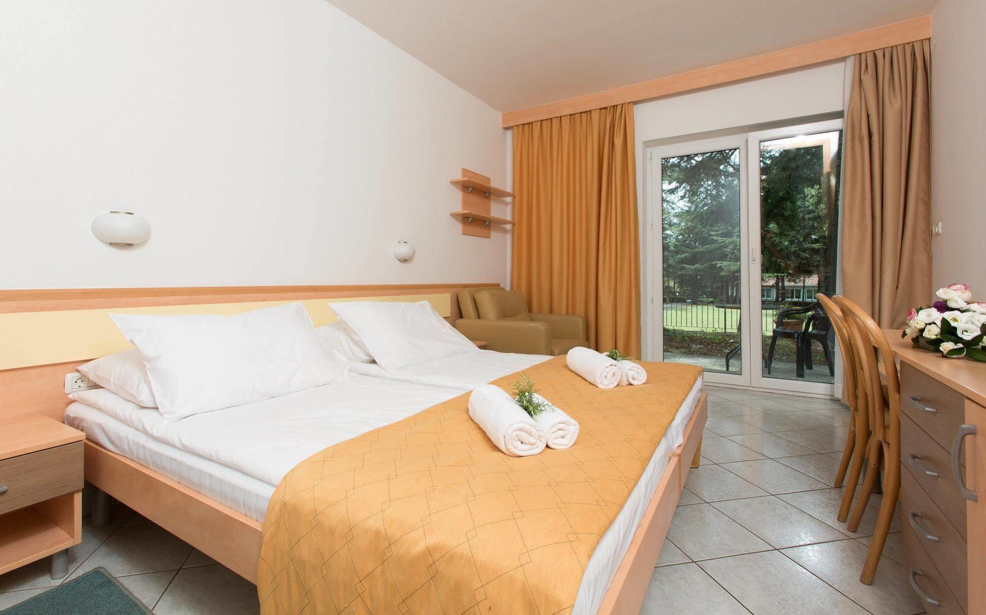 Villa Cedra - Hotel & Resort Adria אנקראן מראה חיצוני תמונה